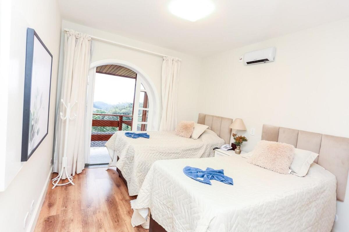 Quatre Saison 412 - Flat Nas Montanhas Perfeito Para Relaxar Campos do Jordao Exterior photo